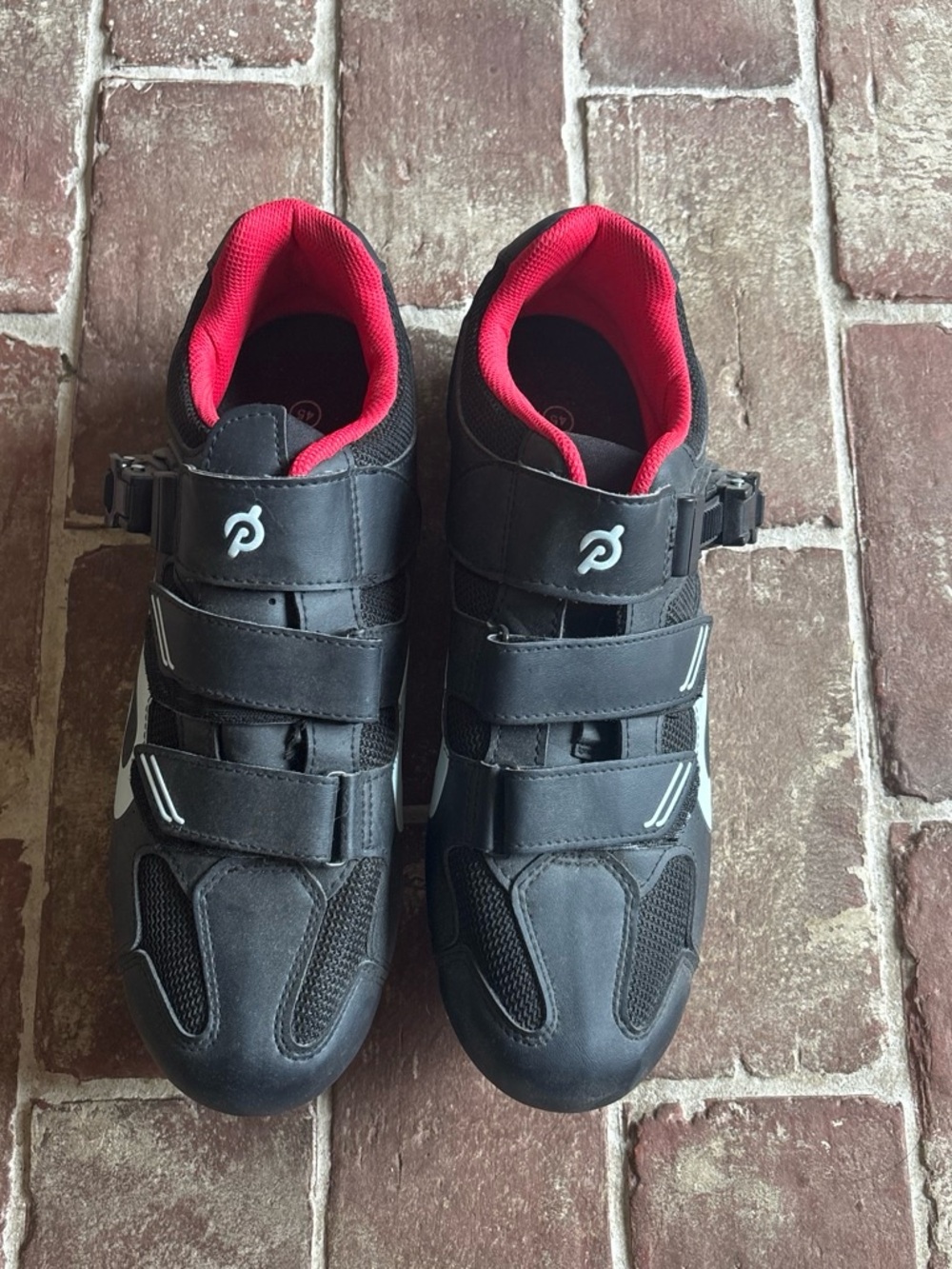Peloton Black Athletic Cycling Shoes with Red Lining